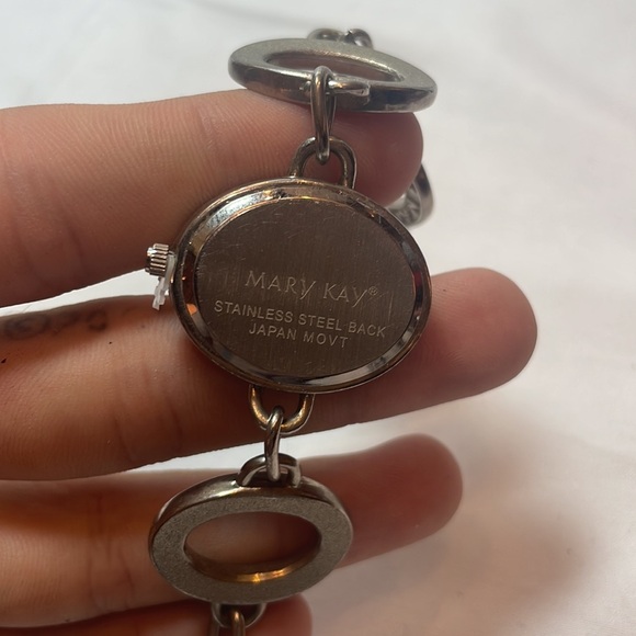 Vintage Mary Kay 45th Anniversary Watch - Picture 5 of 5